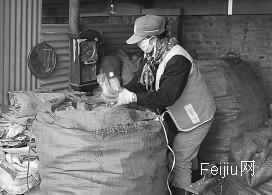 “城市回收大军”助推垃圾分类回收