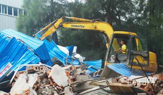 浙江省玉环县整治废旧物品回收点