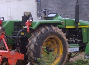 温州龙港进一步打击变型拖拉机违法行为