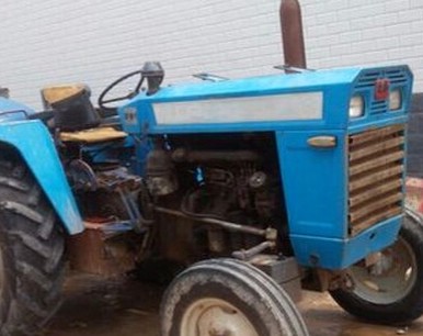 武汉实现变型拖拉机清零