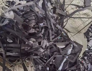 十堰建废旧物资处理中心 可年拆解报废汽车一万辆