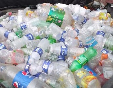 佳木斯郊区整治废品收购站乱象